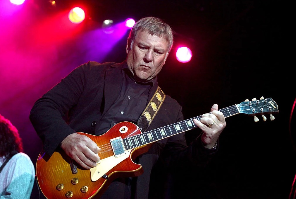 Alex Lifeson Net Worth